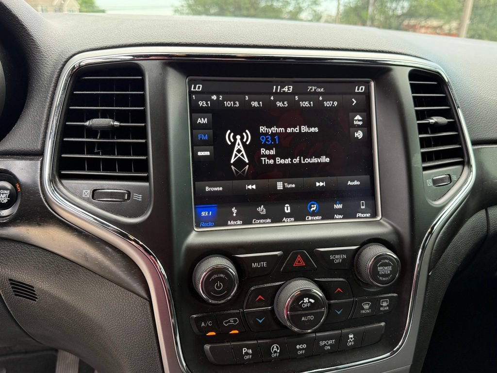 Used 2018 Jeep Grand Cherokee Altitude AWD/4WD image 19