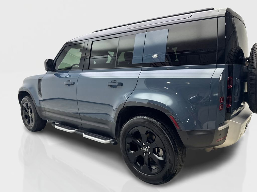 Used 2023 Land Rover Defender 110 SE AWD/4WD image 14
