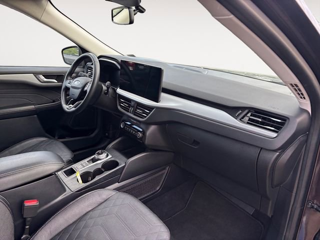 Certified 2023 Ford Escape Platinum w/ Premium Technology Package image 10