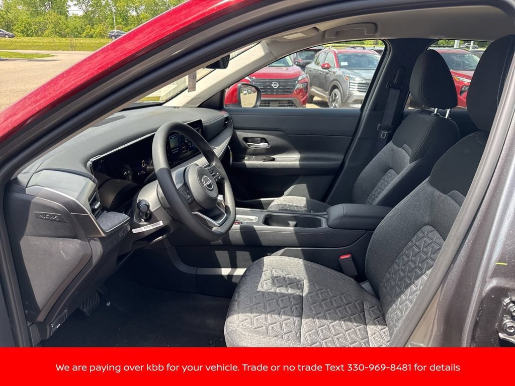 New 2026 Nissan Kicks SV w/ Interior Electronics Package AWD/4WD image 9