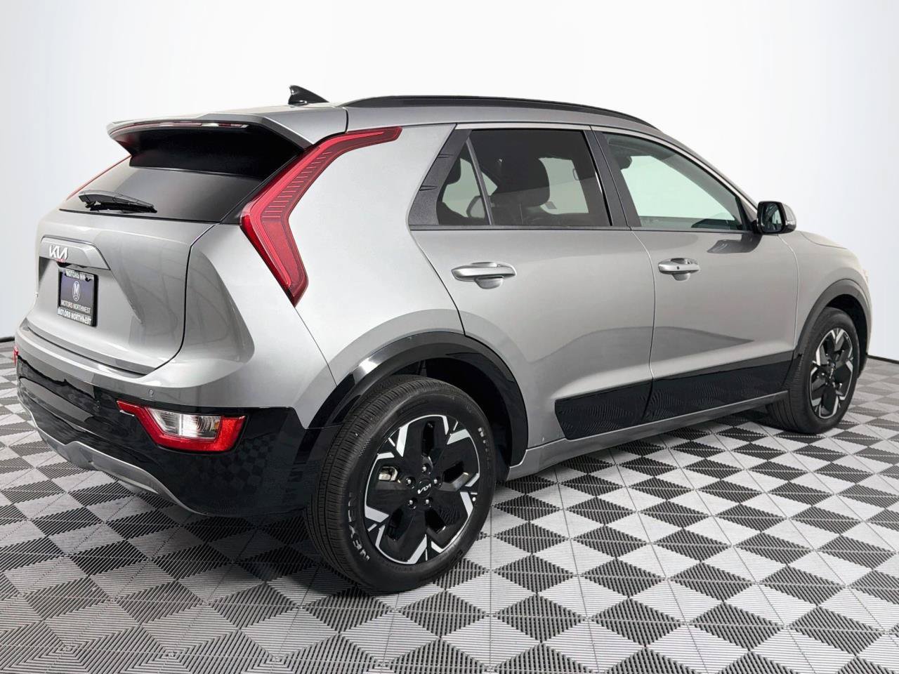 Used 2025 Kia Niro Wind w/ Wind Preserve Package FWD image 25