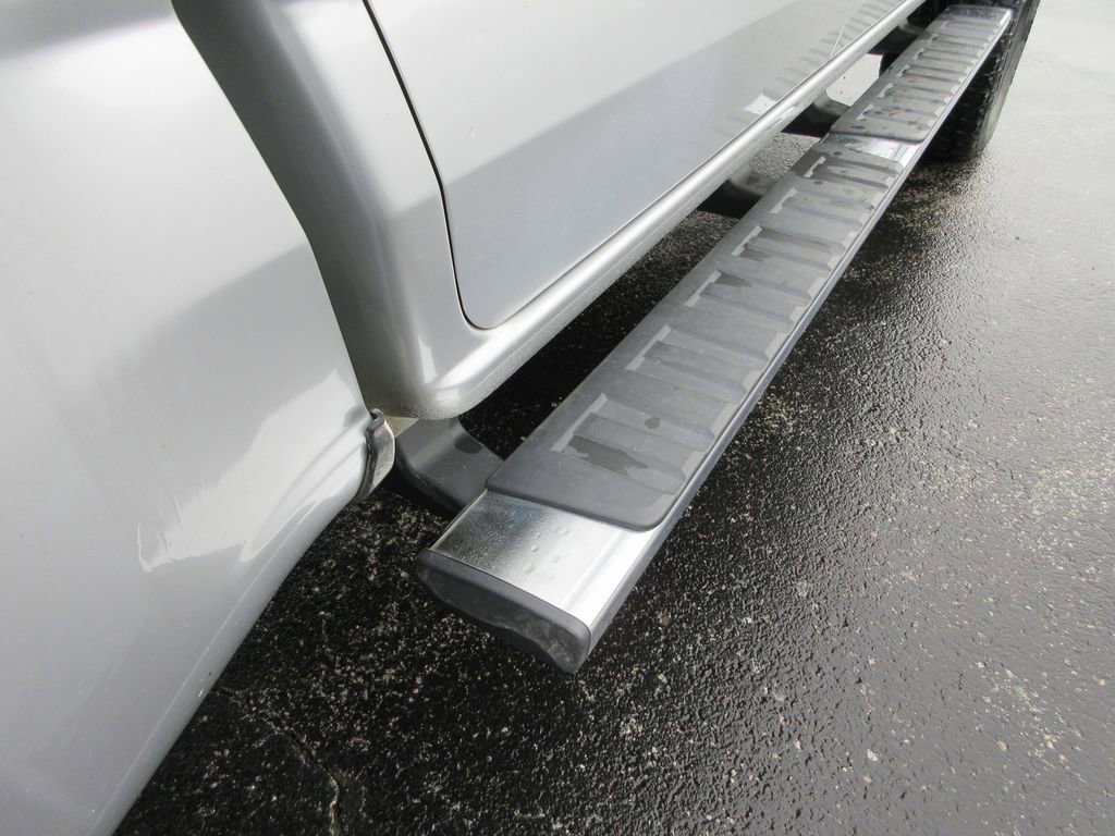 Used 2017 Chevrolet Colorado LT w/ Luxury Package, Chrome image 12