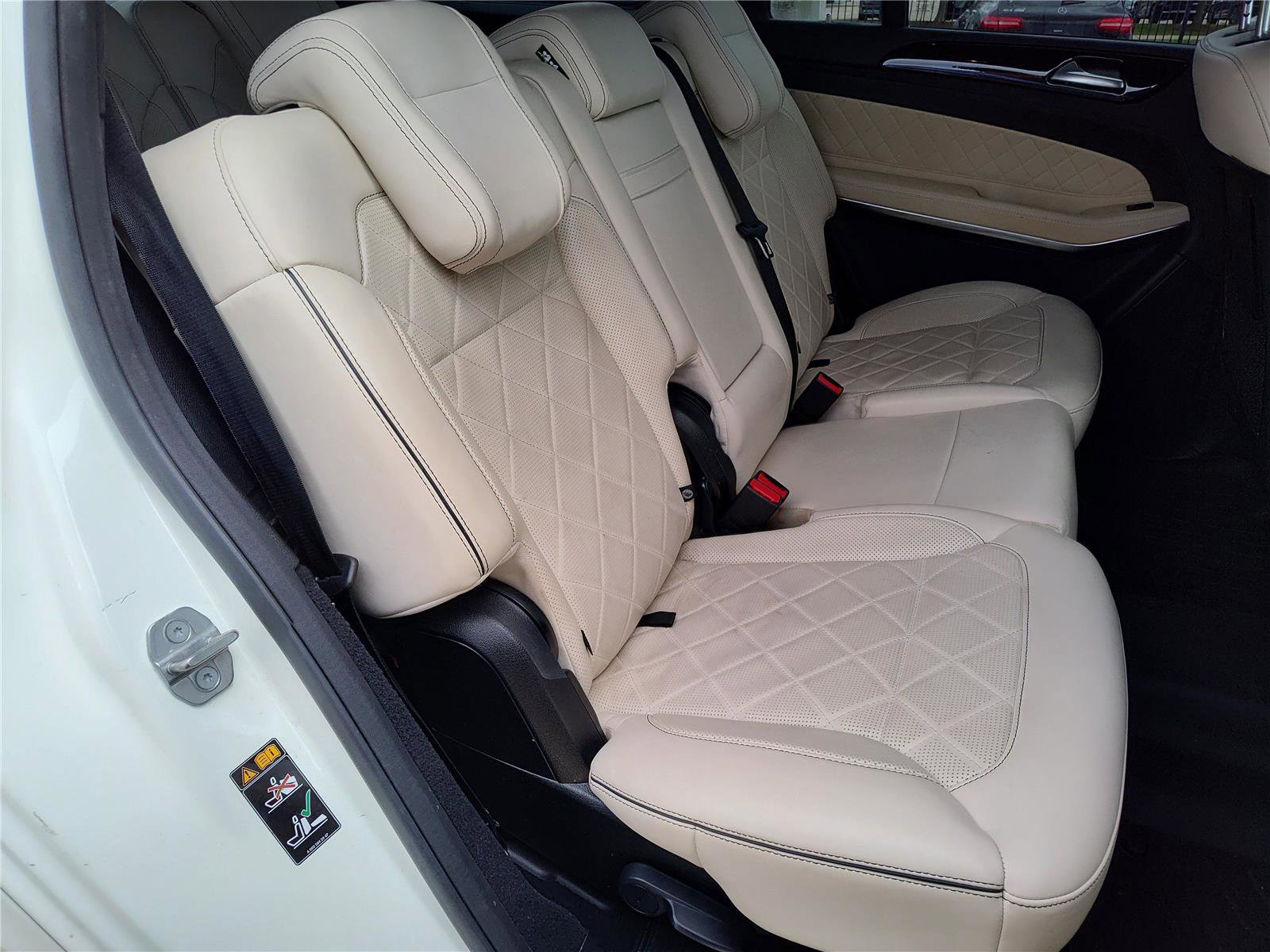 Used 2019 Mercedes-Benz GLS 550 4MATIC image 25