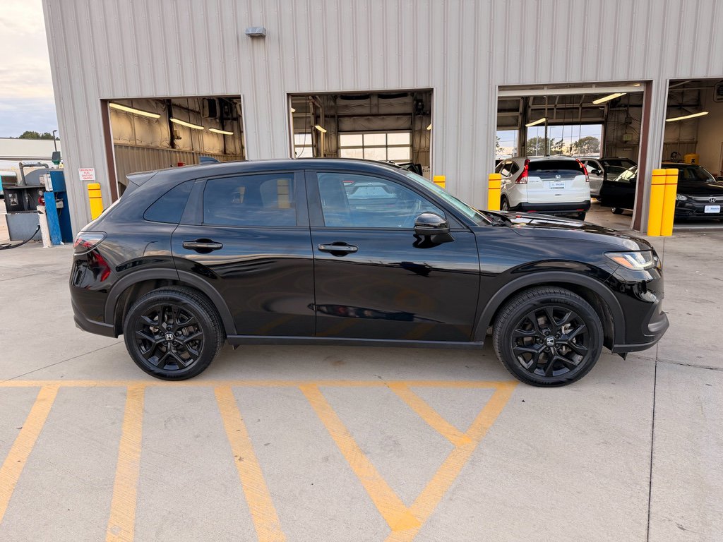 Certified 2024 Honda HR-V Sport image 9