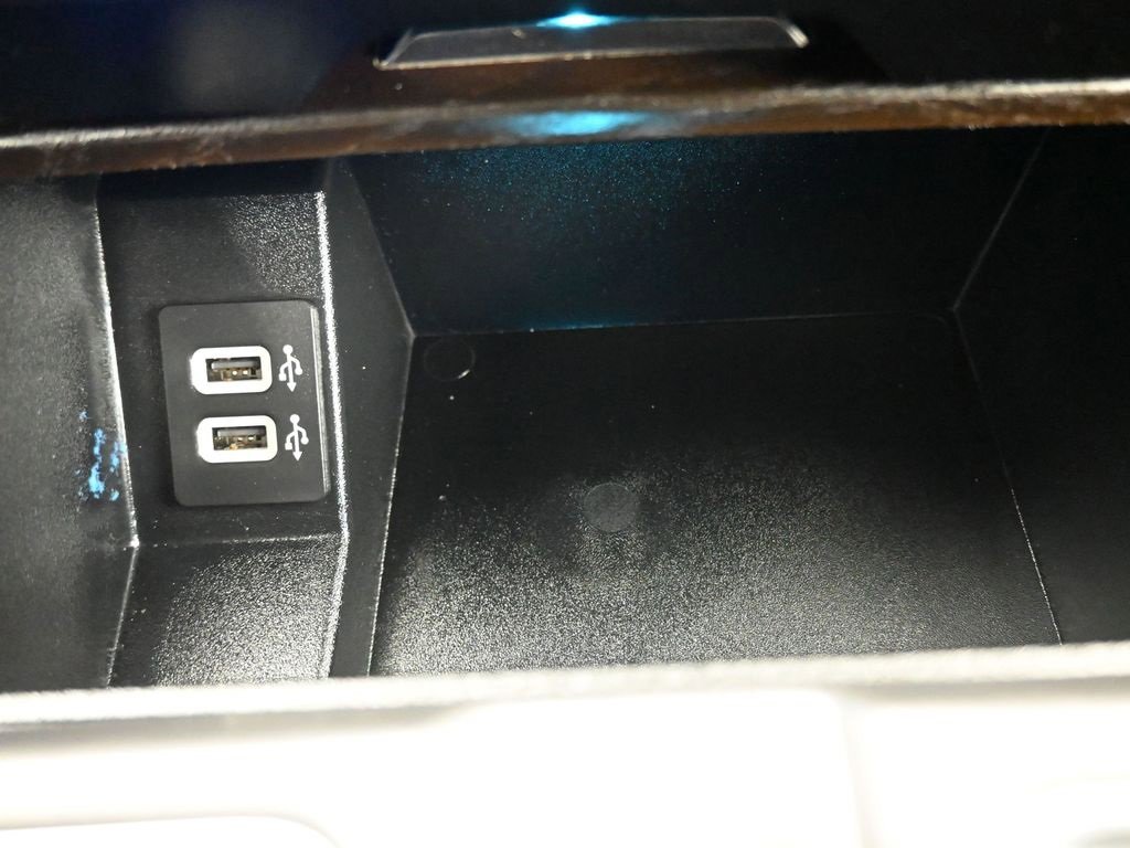 Used 2020 Ford F150 Limited w/ Trailer Tow Package image 19