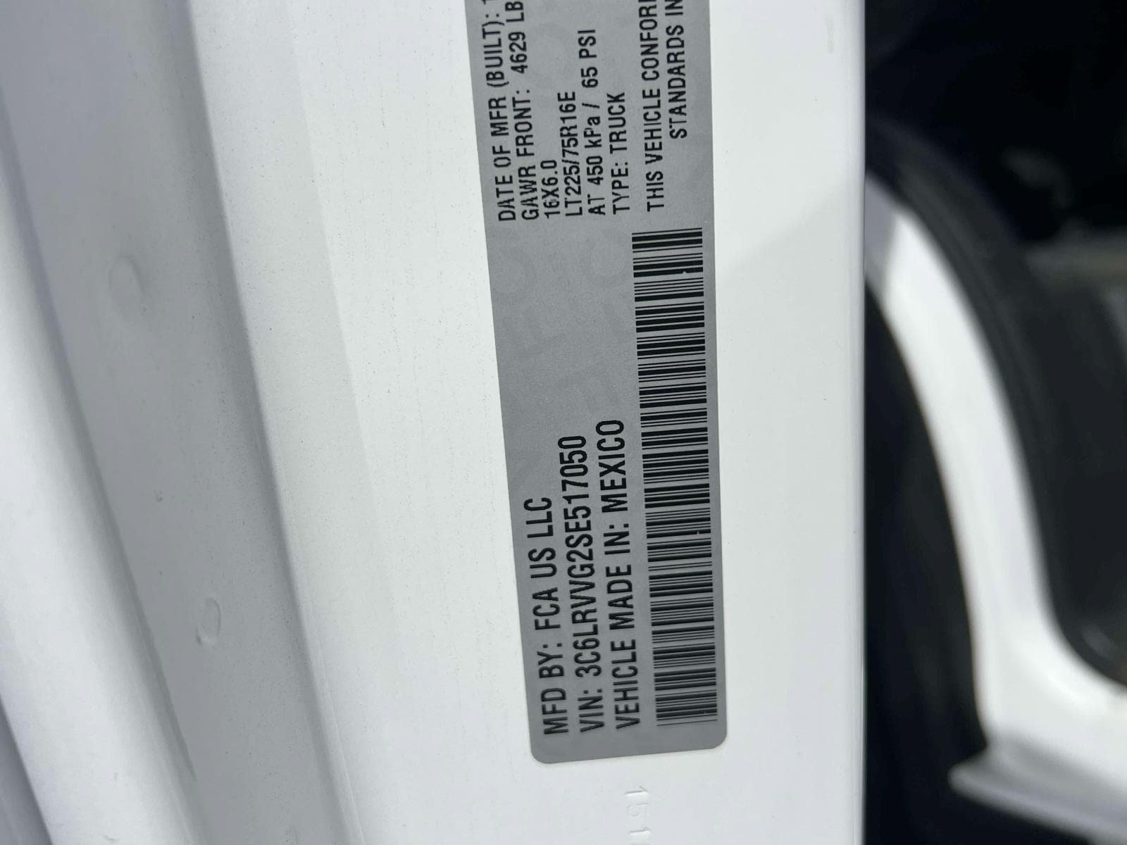 Used 2025 RAM ProMaster 2500 w/ U-Haul Equipment Group FWD image 26