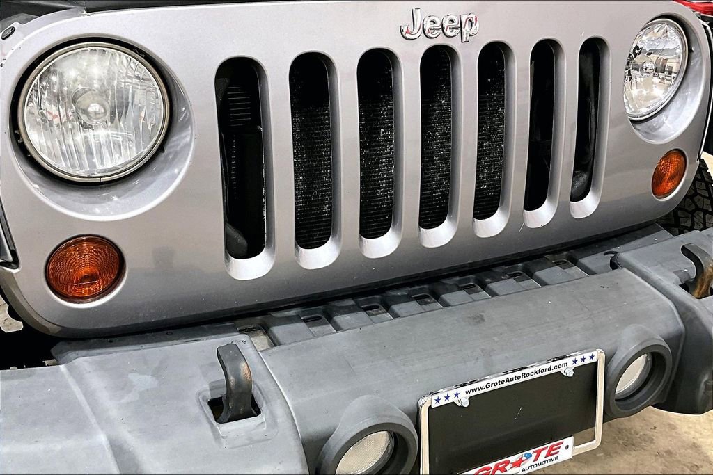 Used 2013 Jeep Wrangler Sport AWD/4WD image 27