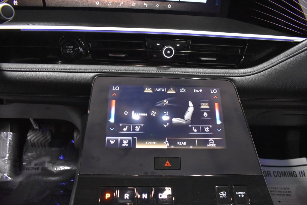 Used 2025 INFINITI QX80 Sensory AWD/4WD image 26
