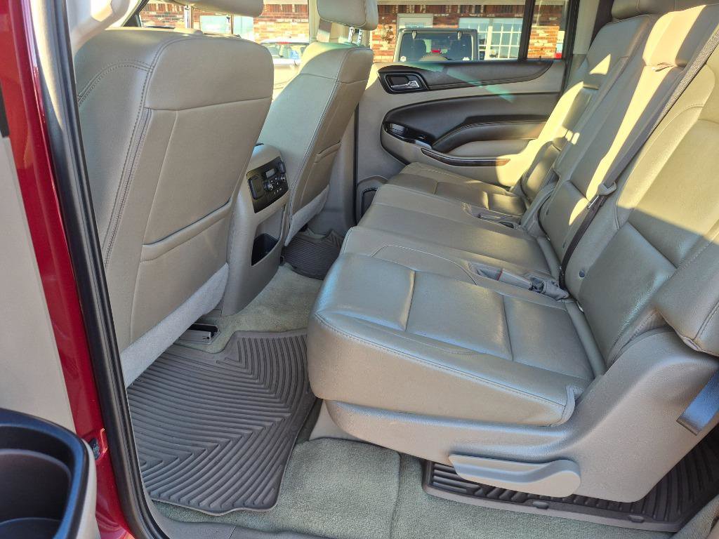 Used 2017 Chevrolet Suburban LT AWD/4WD image 16