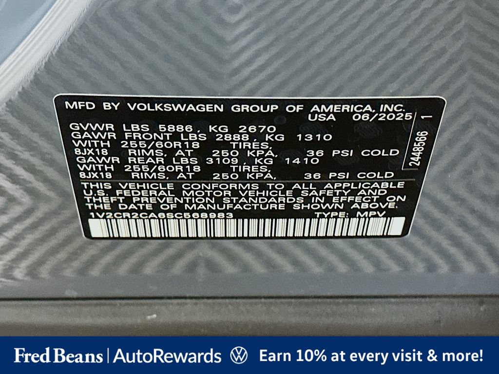 Used 2025 Volkswagen Atlas Peak Edition SE AWD/4WD image 37