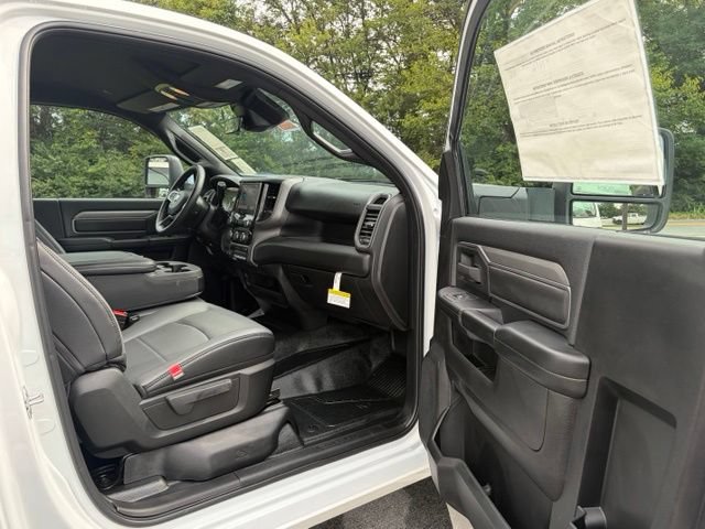 New 2026 RAM 5500 Tradesman w/ Chrome Appearance Group RWD image 25