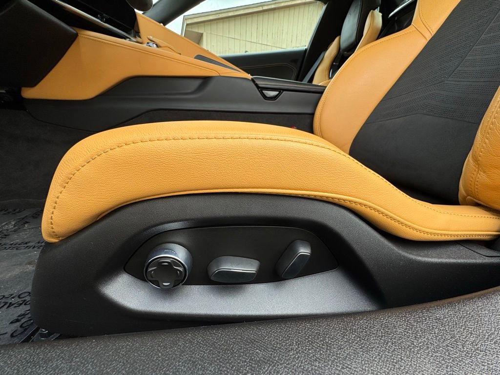 Used 2024 Chevrolet Corvette Stingray Preferred Conv w/ Z51 Performance Package RWD image 16
