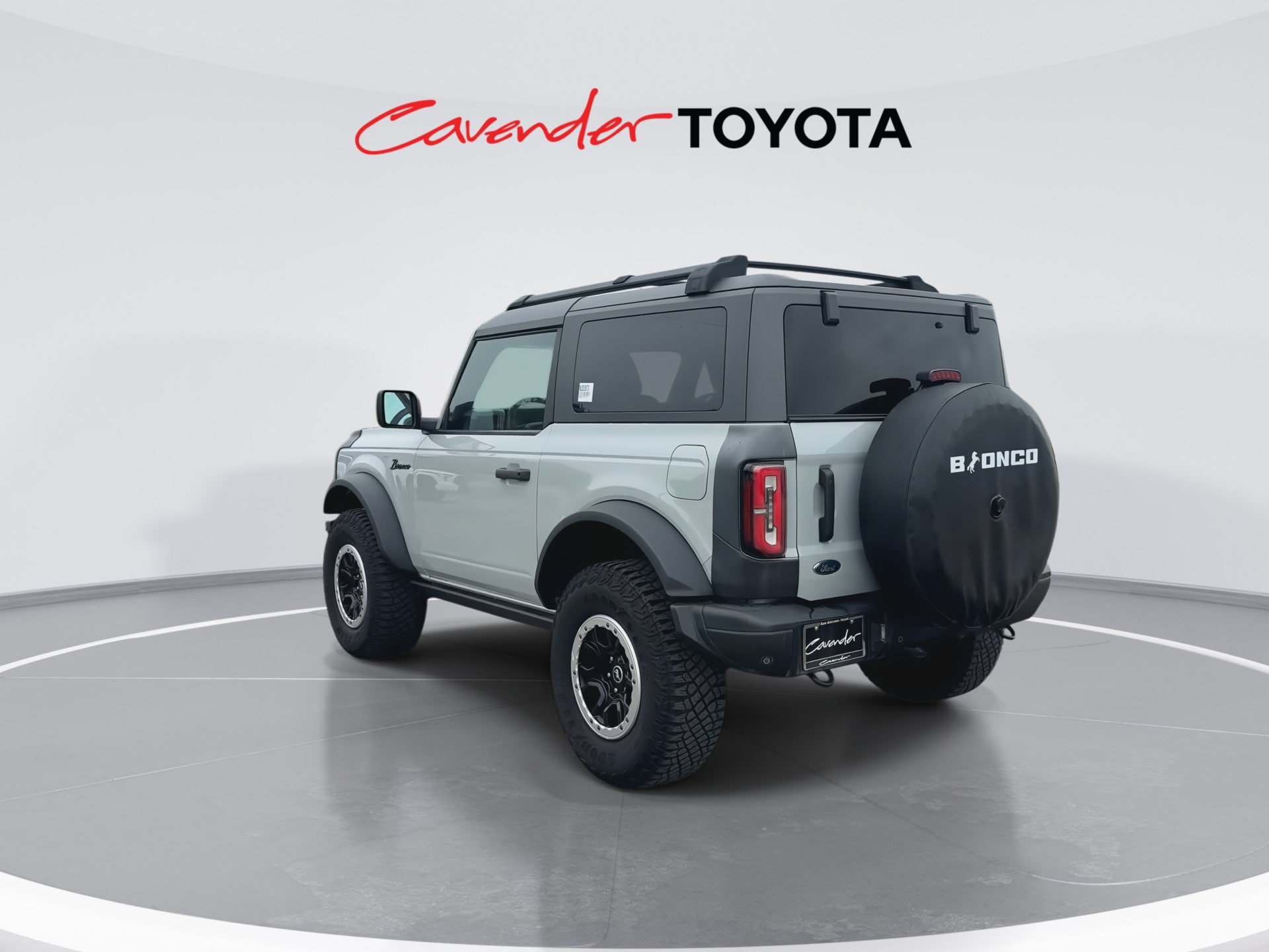 Used 2022 Ford Bronco Badlands w/ Sasquatch Package AWD/4WD image 6