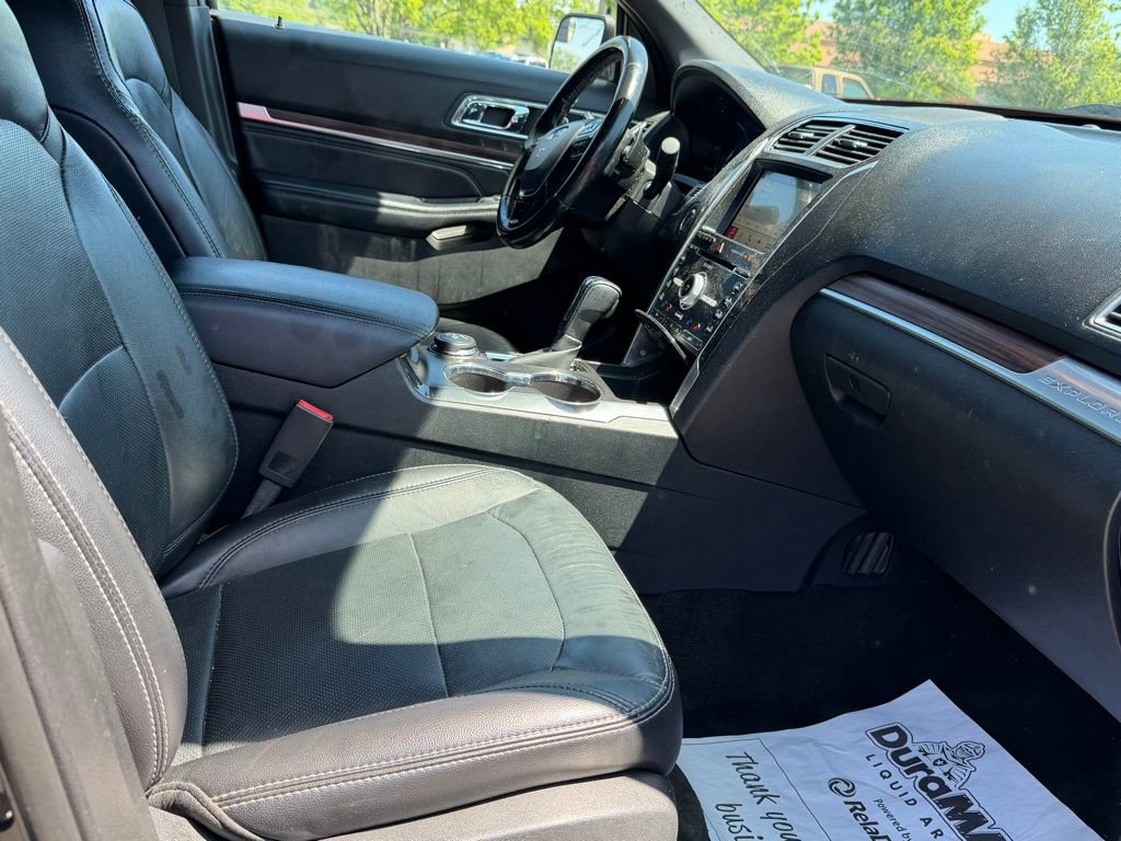 Used 2017 Ford Explorer Limited AWD/4WD image 10