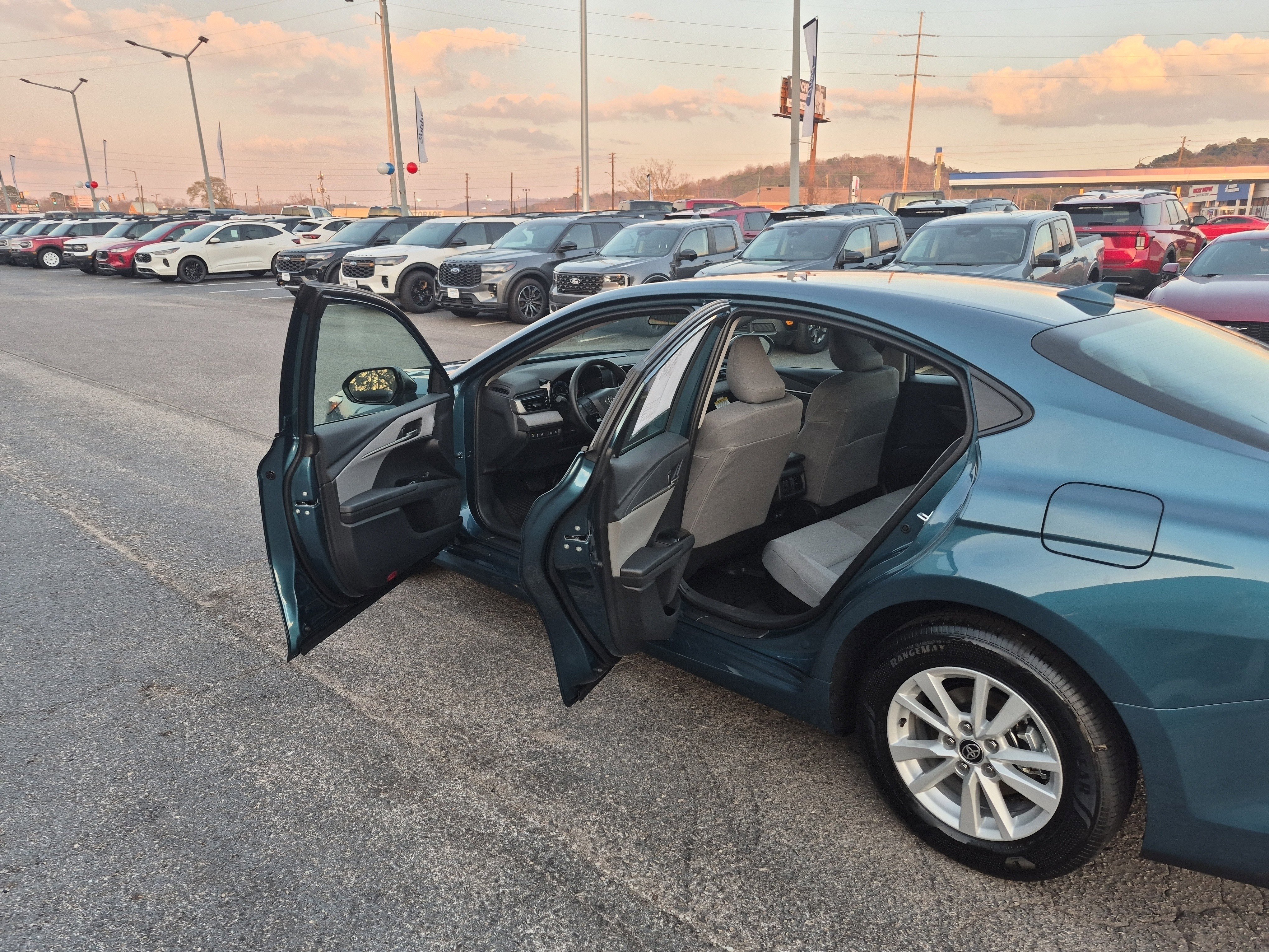 Used 2026 Toyota Camry LE image 13