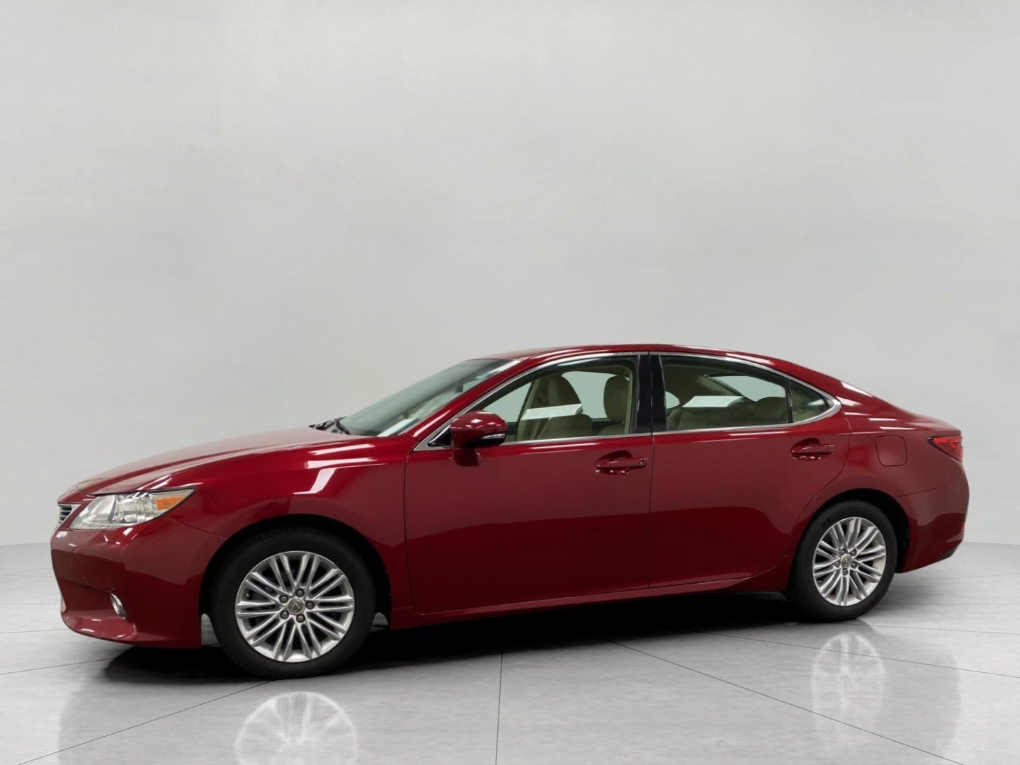 Used 2014 Lexus ES 350 w/ Luxury Package FWD image 8