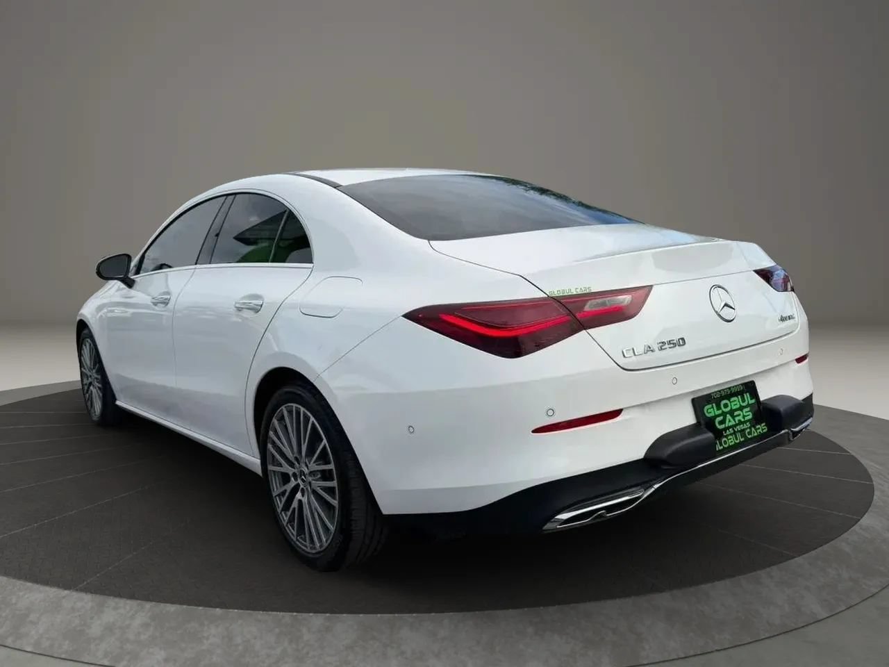 Used 2024 Mercedes-Benz CLA 250 4MATIC image 7
