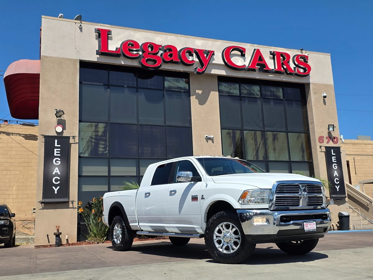 Used 2012 RAM 2500 Laramie w/ Cold Weather Group AWD/4WD image 2
