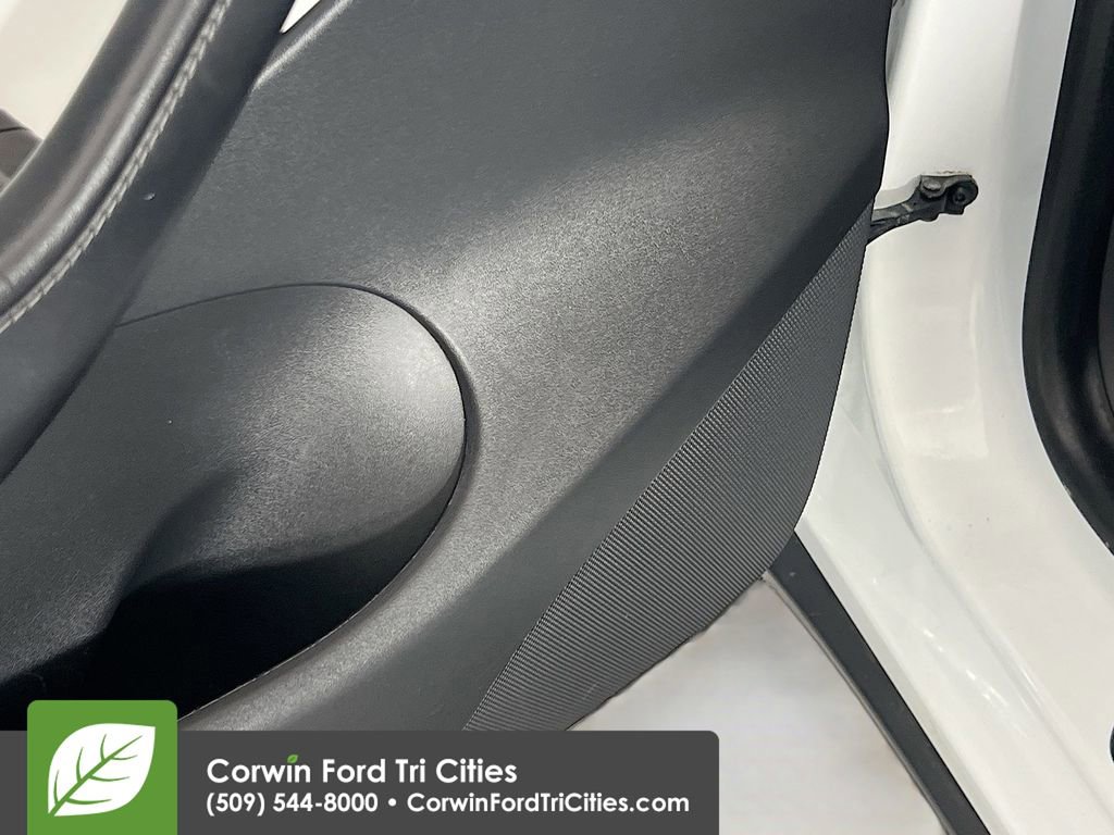 Used 2020 Tesla Model Y Long Range image 13