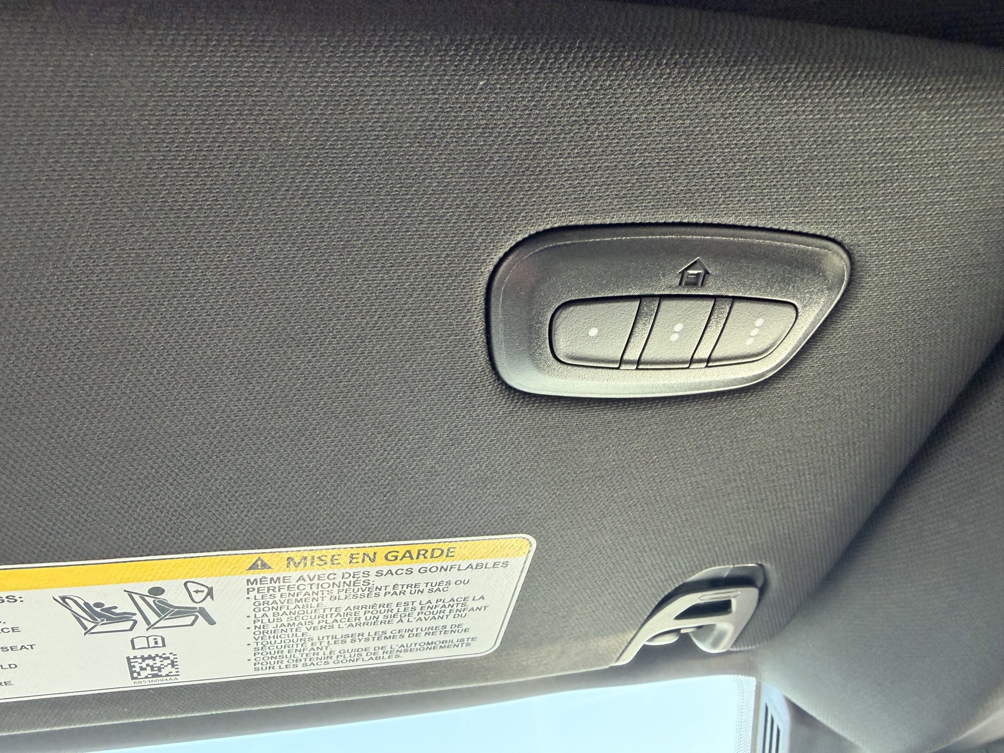 Used 2024 RAM 1500 Laramie image 38