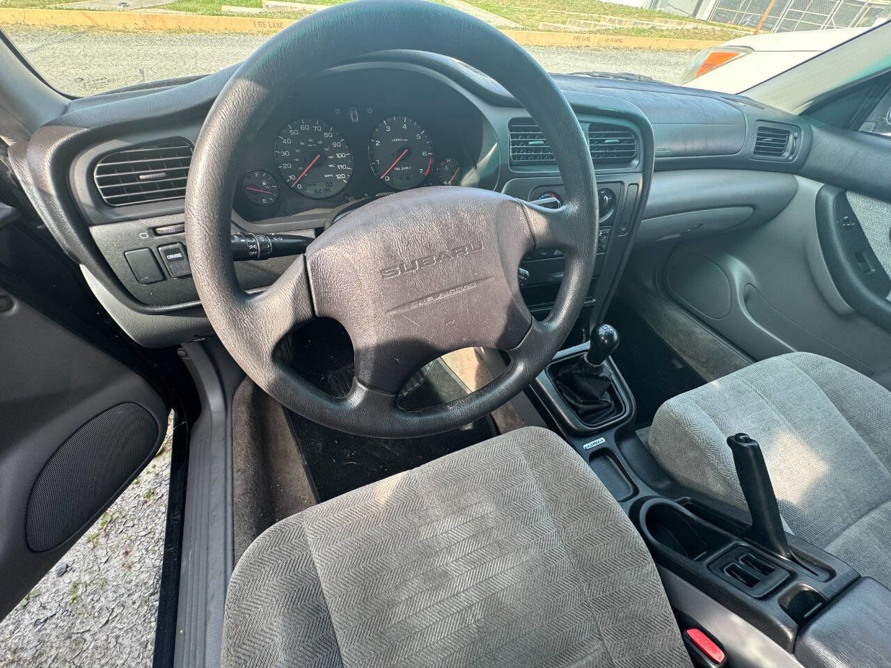 Used 2001 Subaru Legacy L image 17