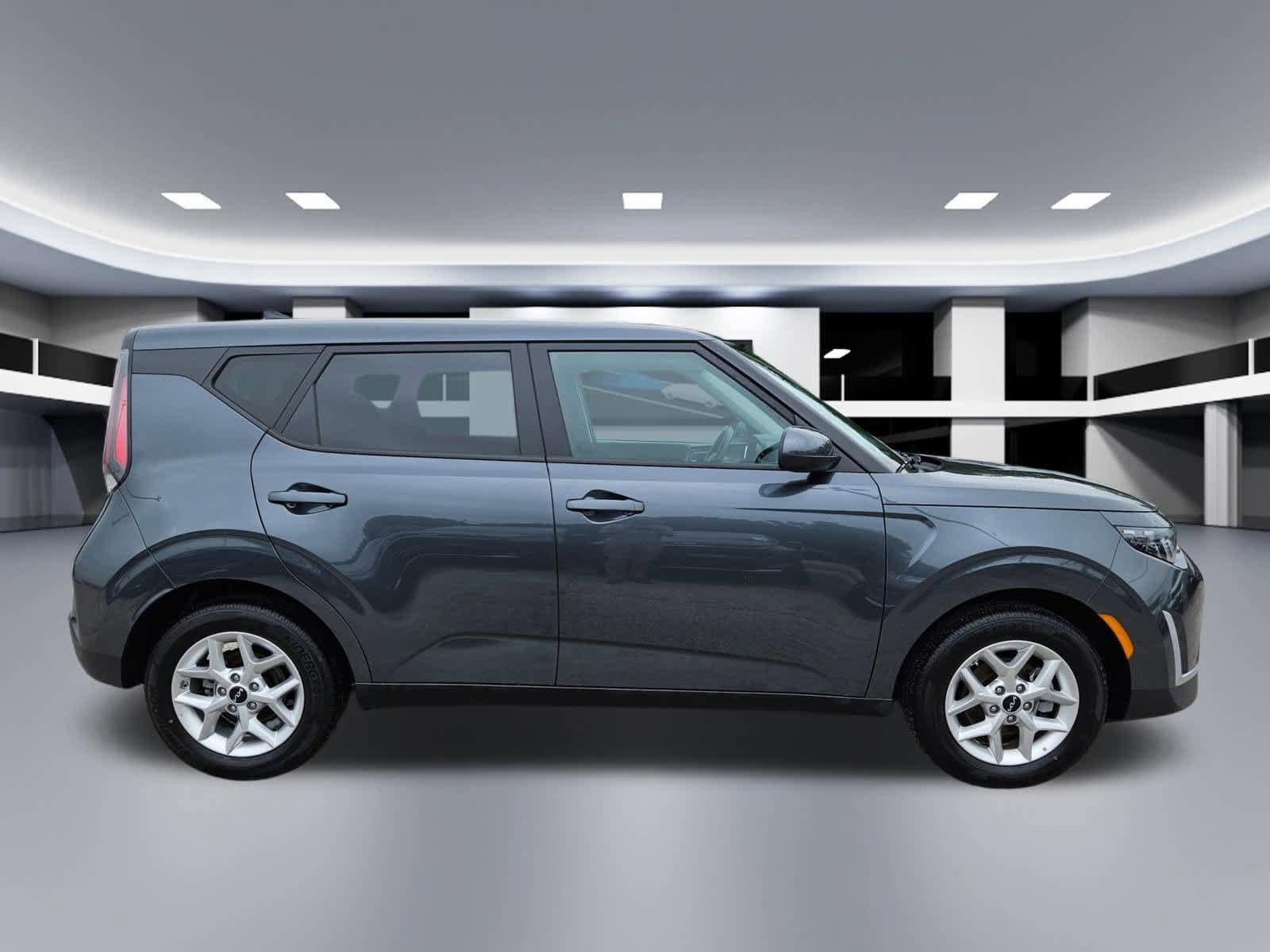 Certified 2025 Kia Soul LX FWD image 6