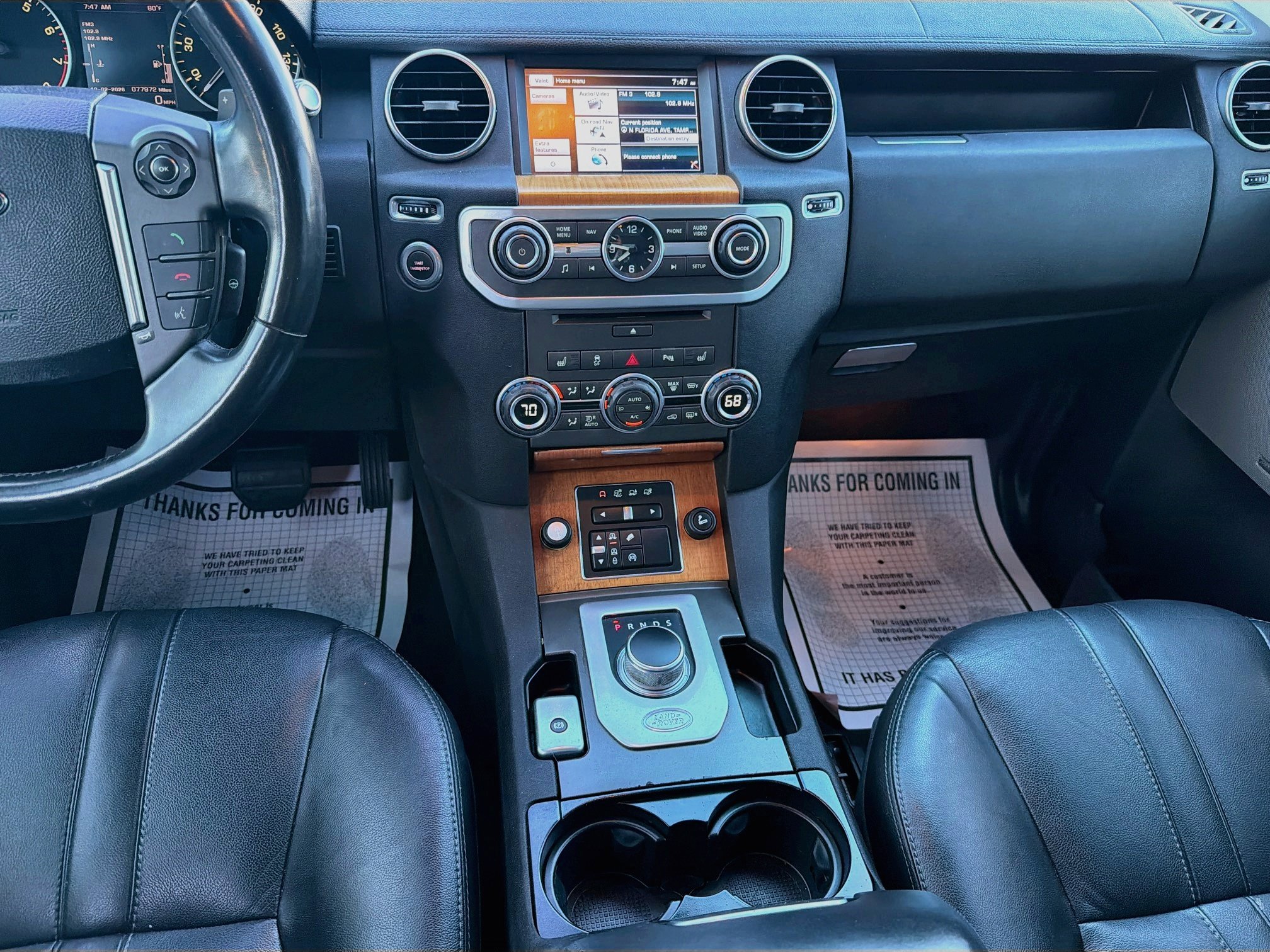 Used 2014 Land Rover LR4 HSE AWD/4WD image 17