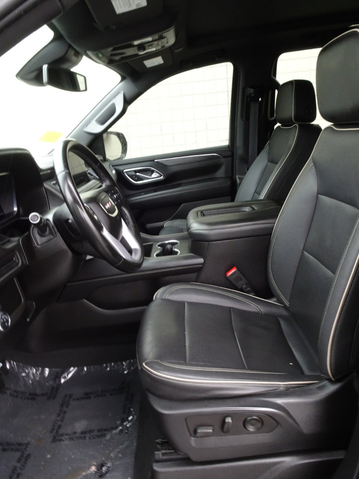 Used 2023 GMC Yukon SLT image 8