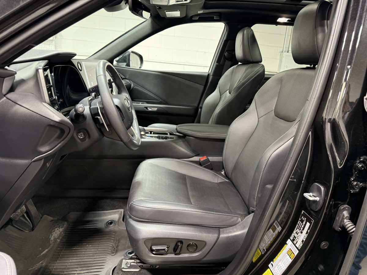 Used 2024 Lexus TX 350 AWD w/ Captains Chair Package image 15