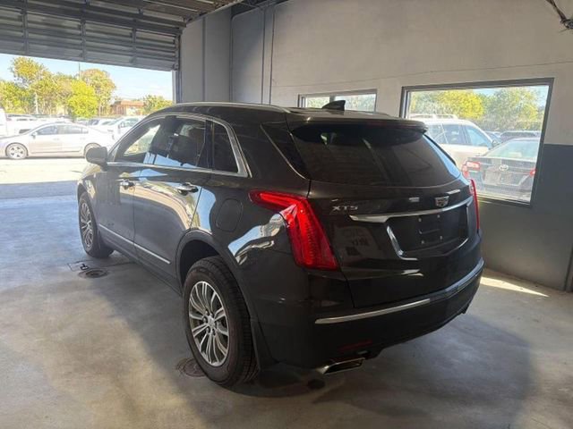 Used 2019 Cadillac XT5 Luxury image 2
