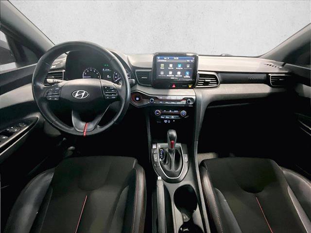 Used 2020 Hyundai Veloster 2.0 Premium image 16