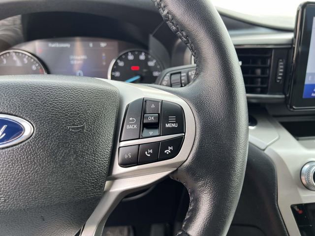 Certified 2022 Ford Explorer XLT w/ Equipment Group 202A image 18
