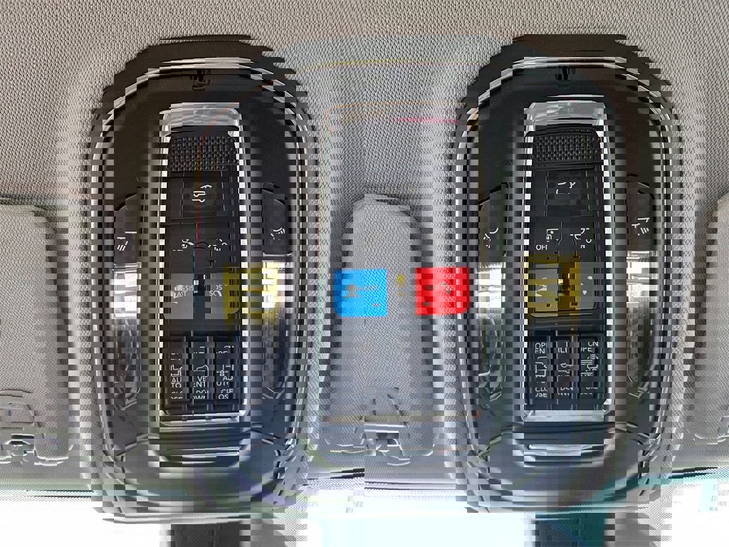 Used 2021 Jeep Grand Cherokee L Limited image 18