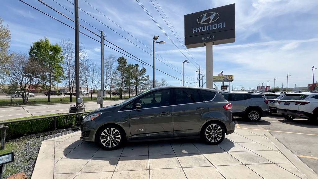 Used 2017 Ford C-MAX Energi Titanium w/ Equipment Group 501A image 4