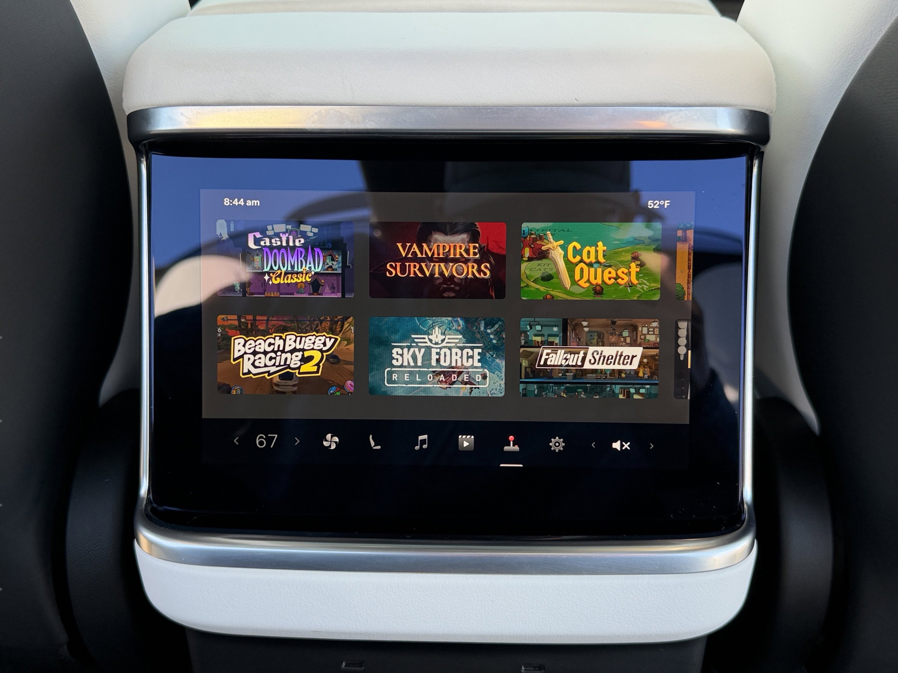 Used 2022 Tesla Model X image 40