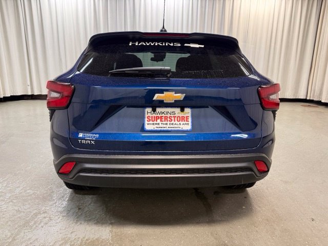 Used 2024 Chevrolet Trax LS w/ LS Convenience Package FWD image 6