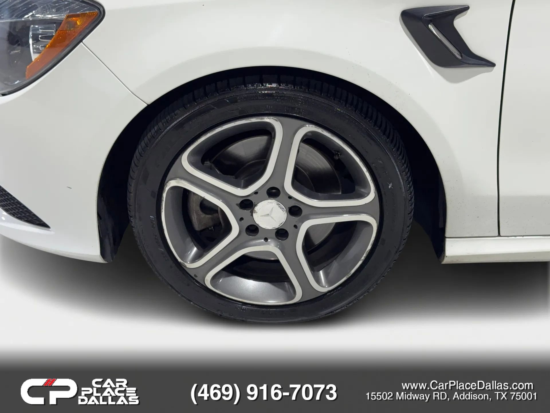 Used 2014 Mercedes-Benz CLA 250 image 34