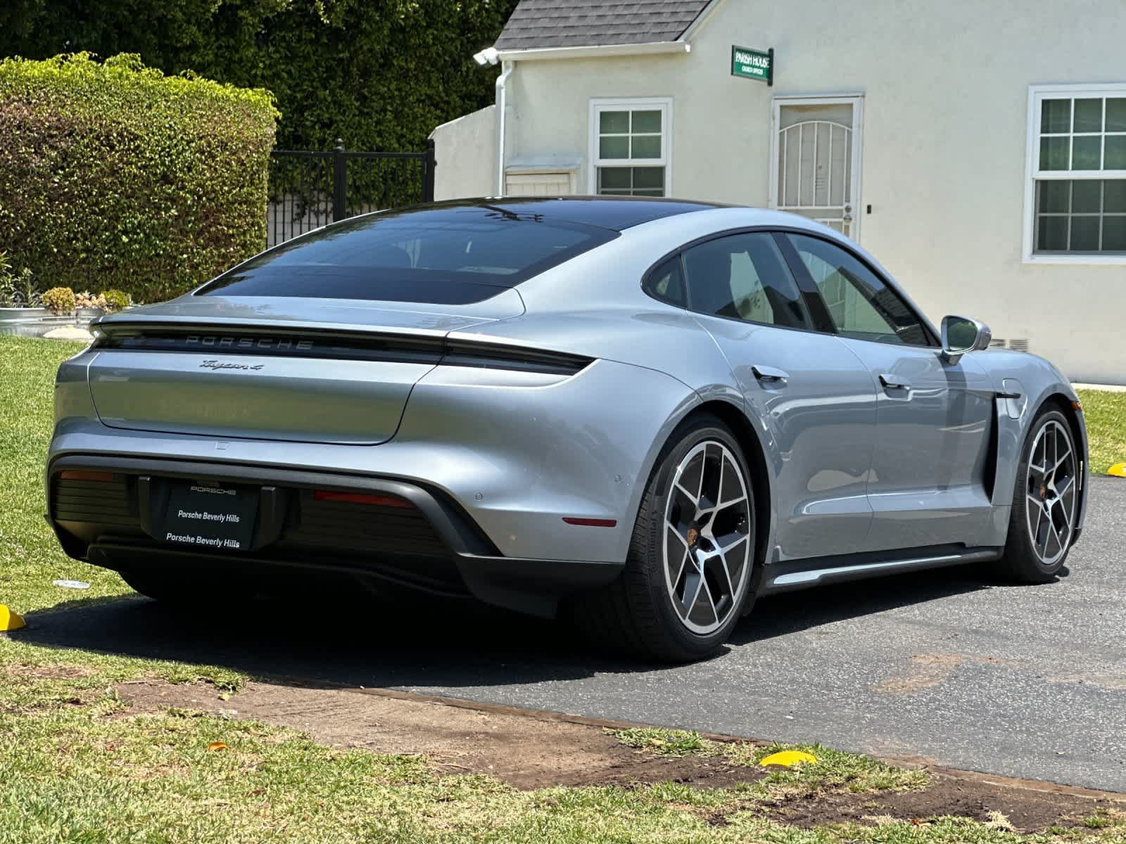 New 2026 Porsche Taycan AWD/4WD image 8