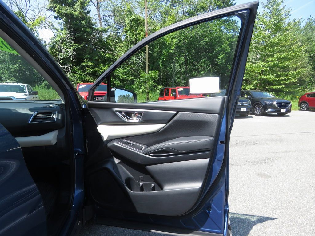 Used 2022 Subaru Ascent Limited image 15