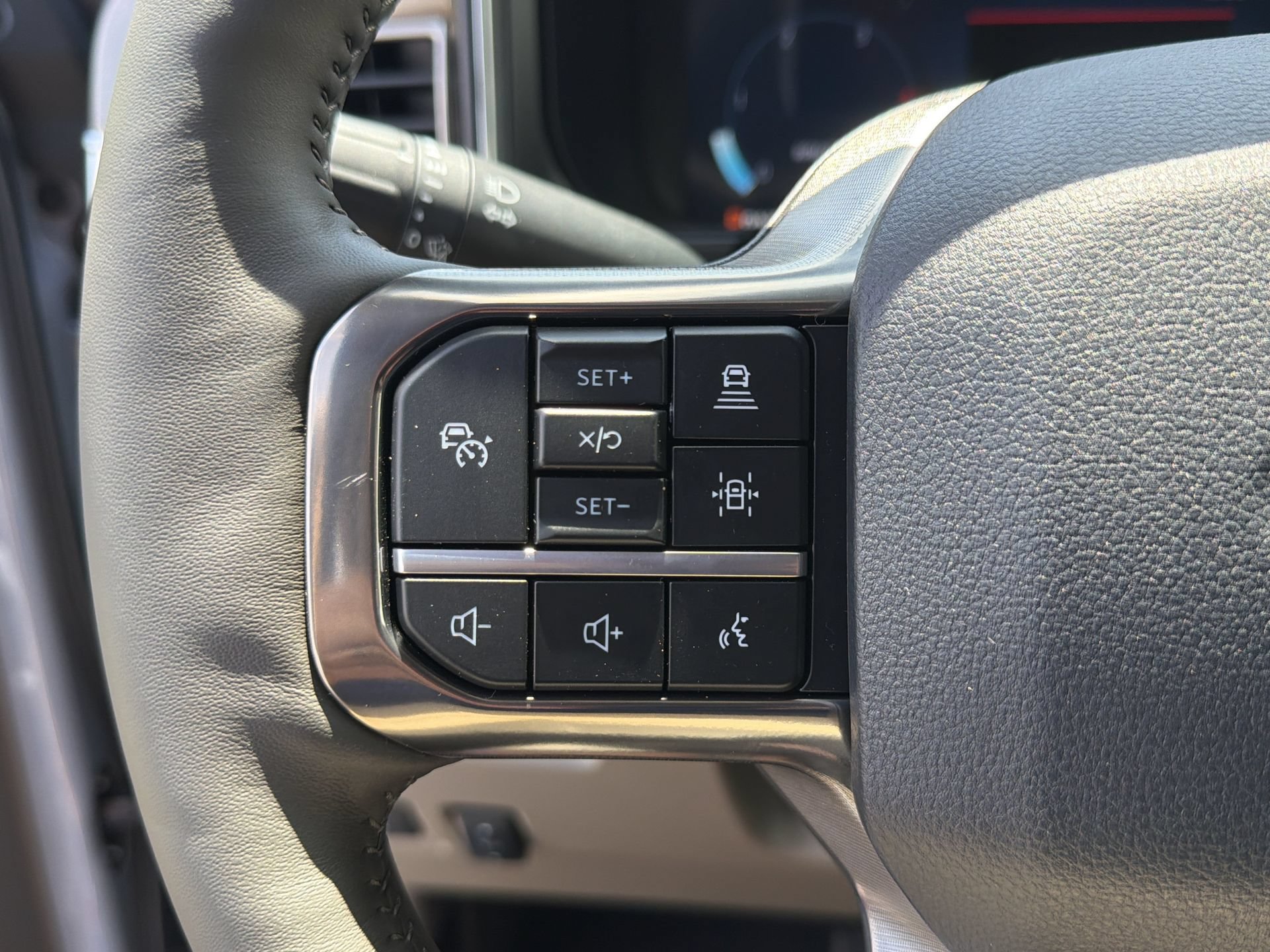 New 2026 Ford F350 Platinum AWD/4WD image 16