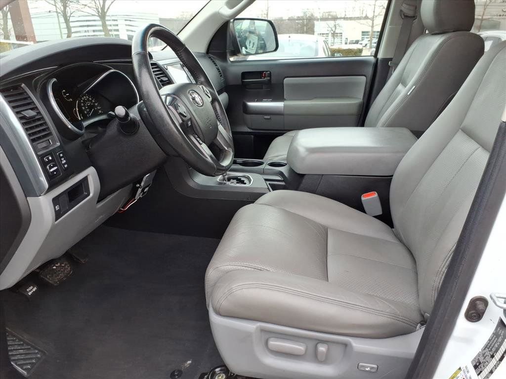 Used 2021 Toyota Sequoia SR5 image 10