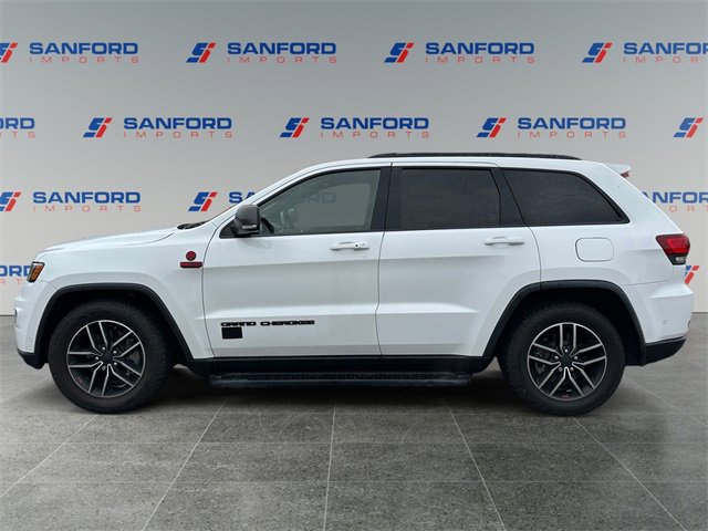 Used 2019 Jeep Grand Cherokee Trailhawk image 2