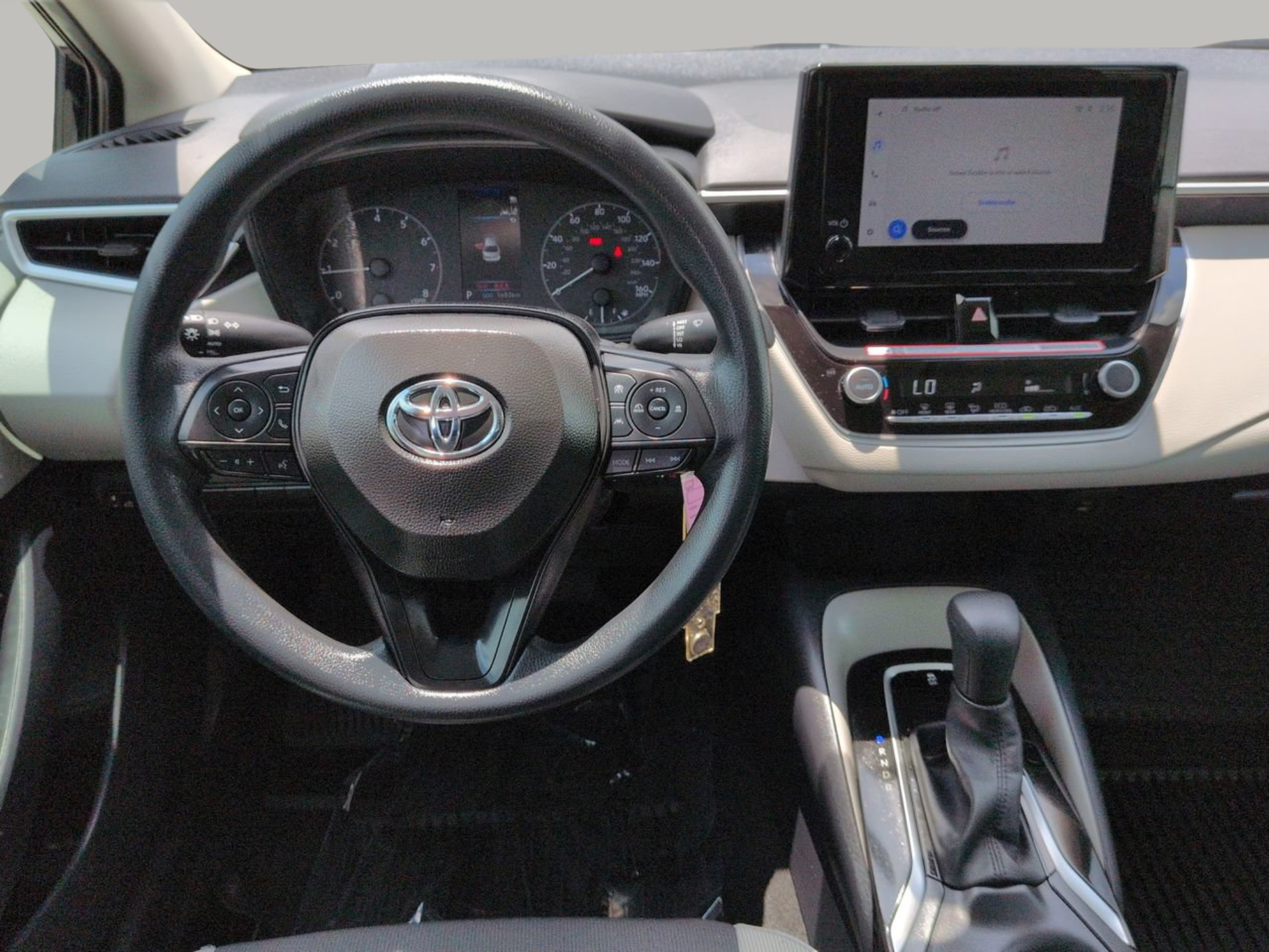 Used 2025 Toyota Corolla LE FWD image 17