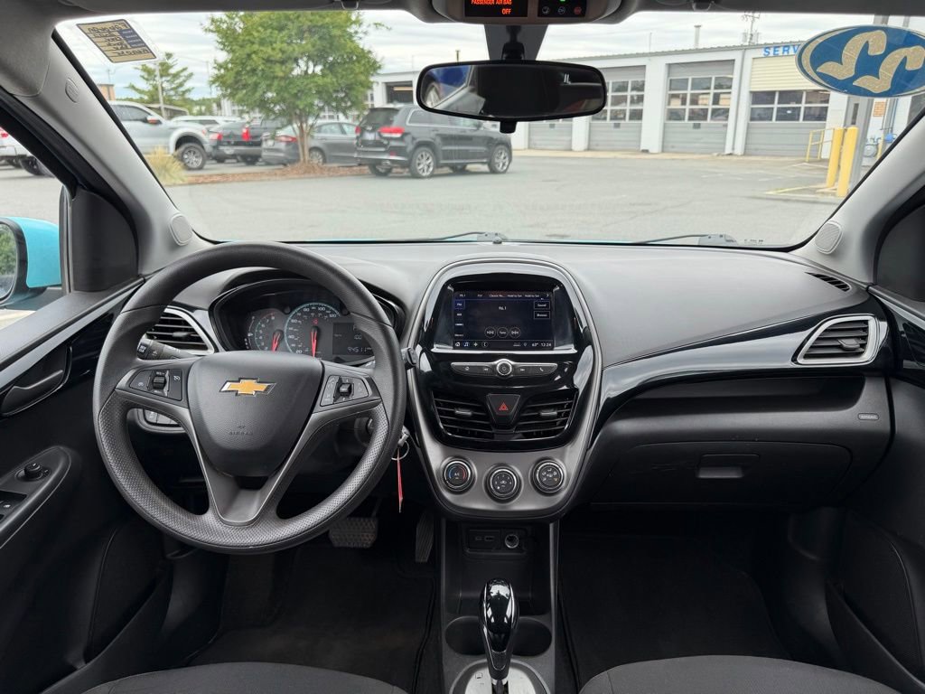 Used 2022 Chevrolet Spark LT FWD image 36