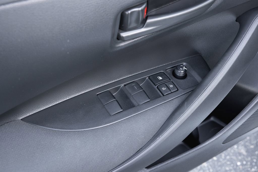 Certified 2025 Toyota Corolla LE w/ Convenience Package image 9