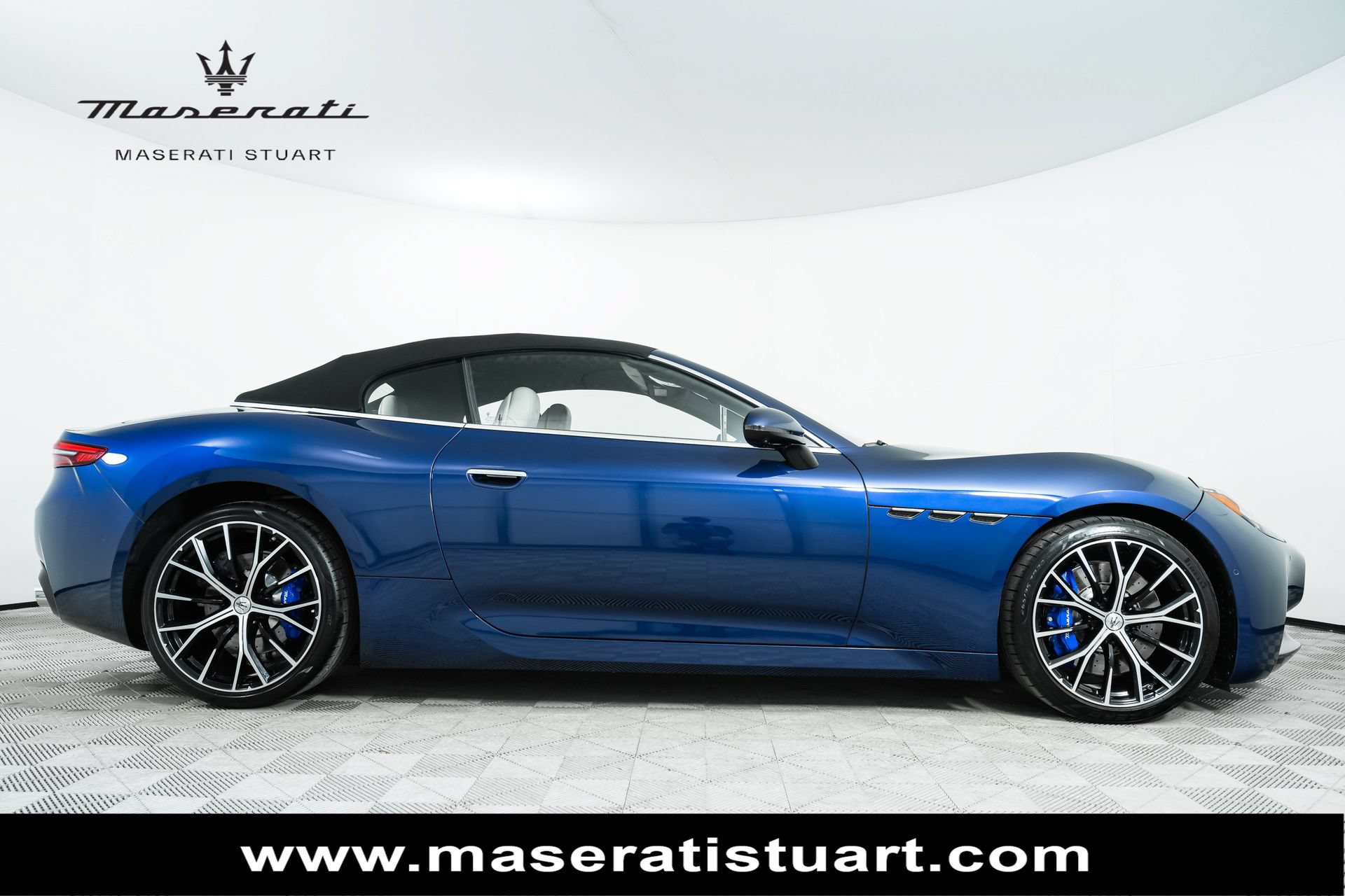 New 2026 Maserati GranCabrio Modena AWD/4WD image 10