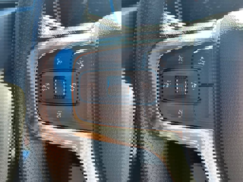 Used 2025 Chevrolet Blazer LT image 16