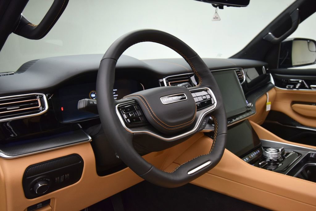 New 2026 Jeep Grand Wagoneer L Summit AWD/4WD image 35