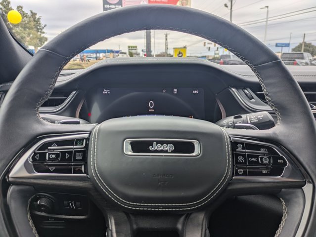 Used 2024 Jeep Grand Cherokee Overland w/ Adv Protech Group III image 32