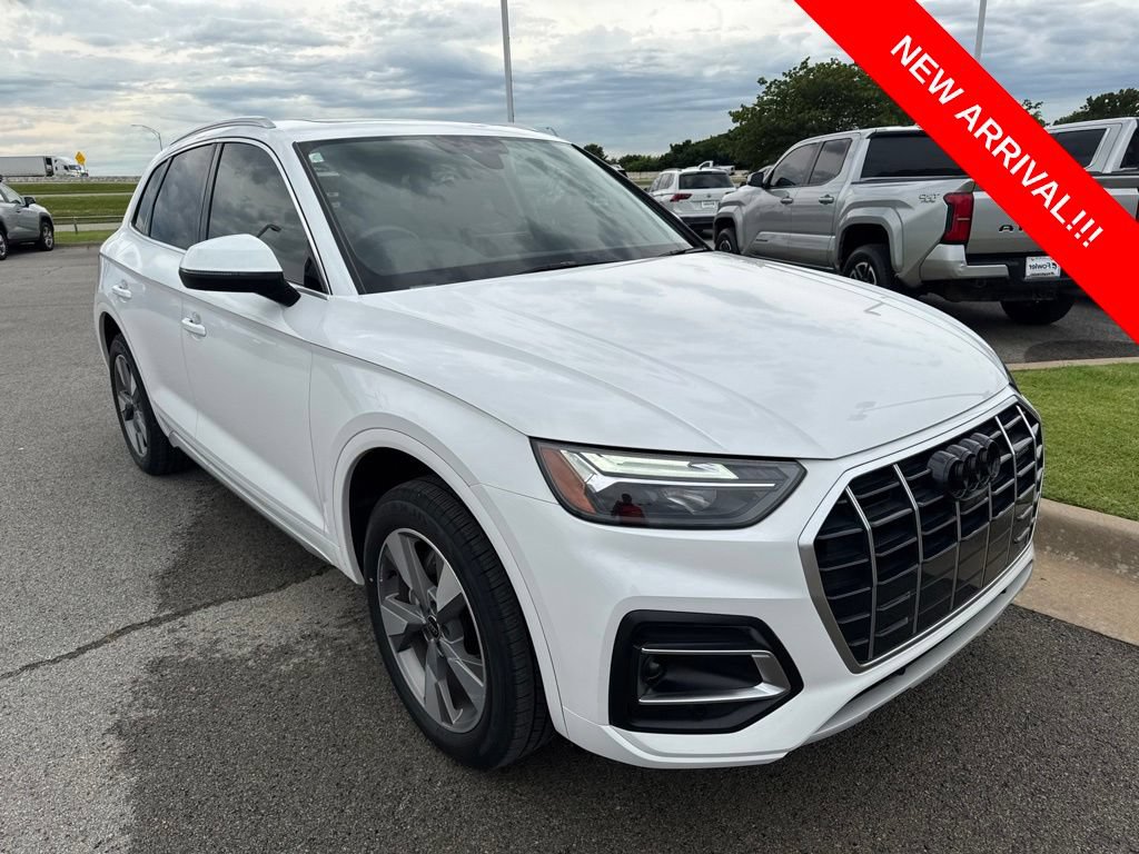 Used 2023 Audi Q5 2.0T Premium Plus w/ Premium Plus Package AWD/4WD image 1